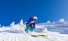 米兰体育官方网站-德甲争冠战之夜，伦纳德统治全场