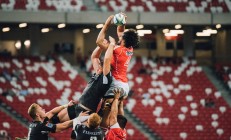 米兰-赛道上的单节爆发，F1街道赛焦点战与秘利之战的奇妙共鸣