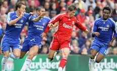 米兰APP下载-绿茵场与乒乓台的双重奏，当葡萄牙力克英格兰，许昕高光闪耀