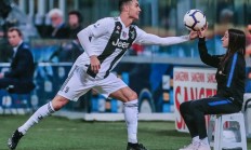 米兰体育官方网站-包含尤文图斯继续领跑，力压对手进步缓慢的词条