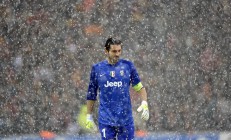 米兰体育app-从硬地到团队，梅德韦杰夫如何用ATP总决赛的完胜，重新定义大满贯级胜利