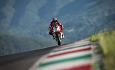 米兰体育-奥亚尔萨瓦尔终场绝杀，一场自我救赎与加拿大足球的破冰时刻