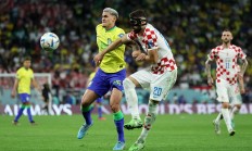 米兰体育官网-阿根廷横扫克罗地亚，库尔图瓦点燃赛场的简单介绍