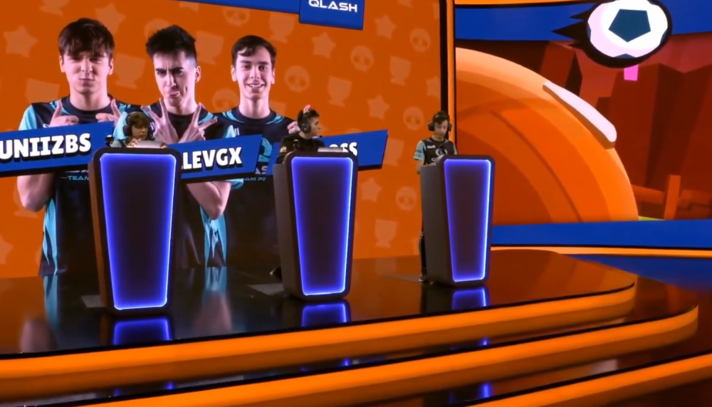 战术妙招频出，赛场调度上佳，终取胜利的简单介绍