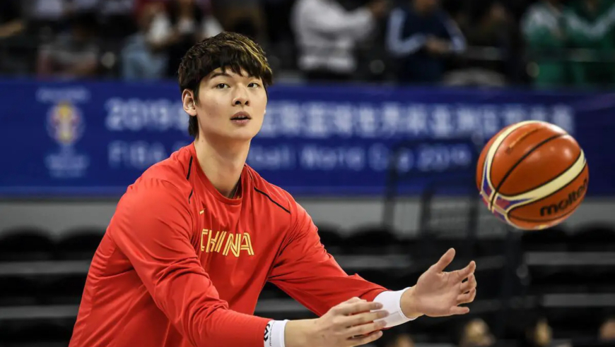 深圳队碾压勇士，王哲林高光表现的简单介绍