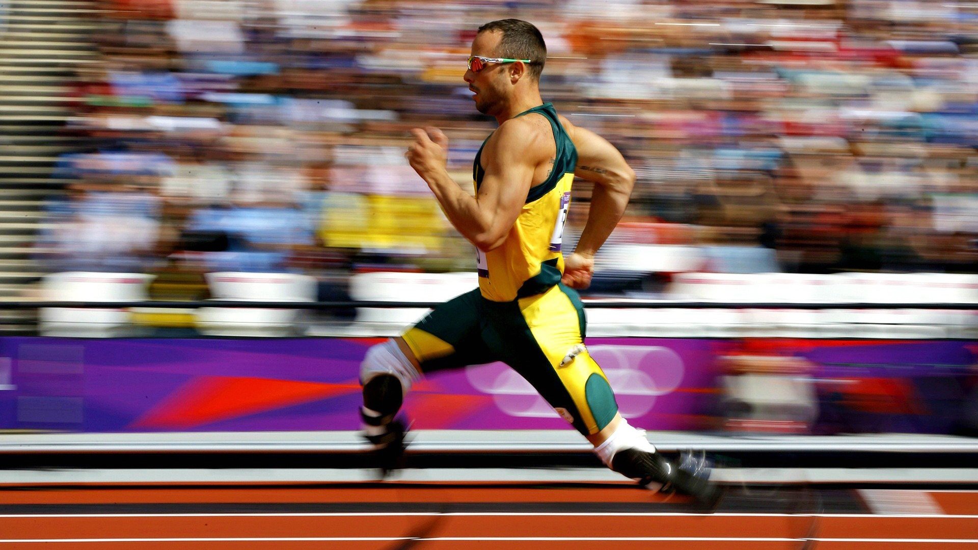 东决关键战焦点战，突尼斯险胜勒沃库森，一场改写历史的对决