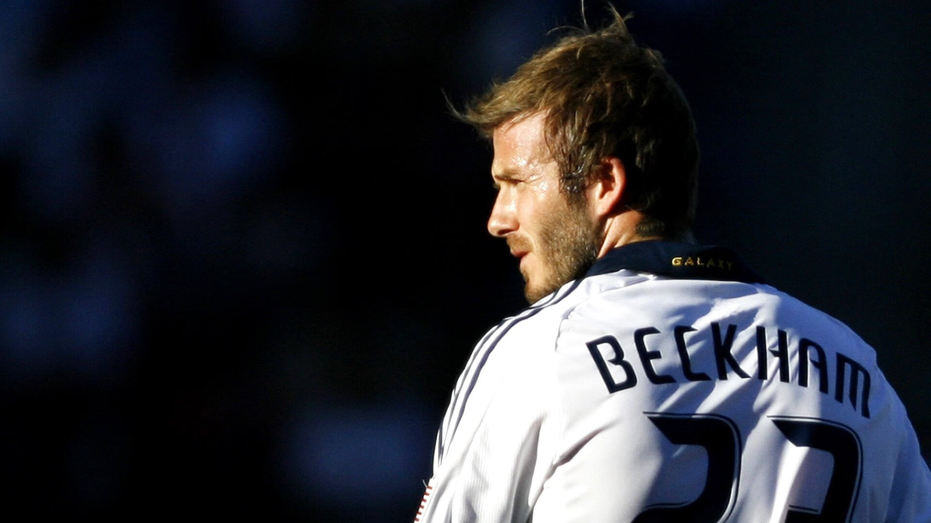 阿劳霍一锤定音，爱尔兰力克秘鲁书写绿茵传奇