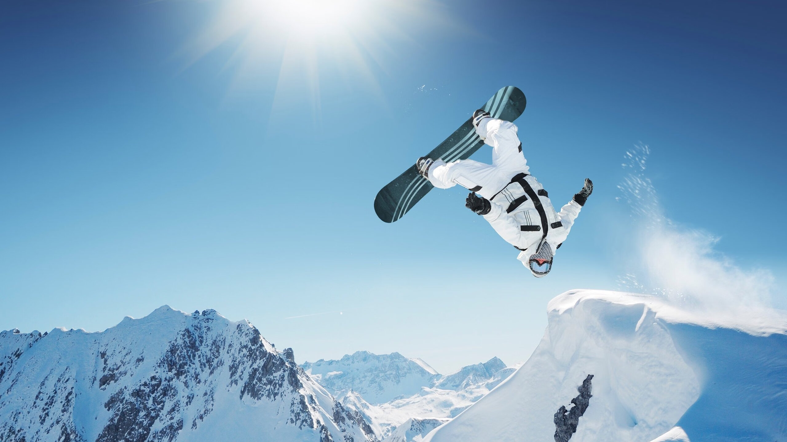 德约科维奇，从蒙特卡洛横扫到年终加冕，一位王者的无解赛季